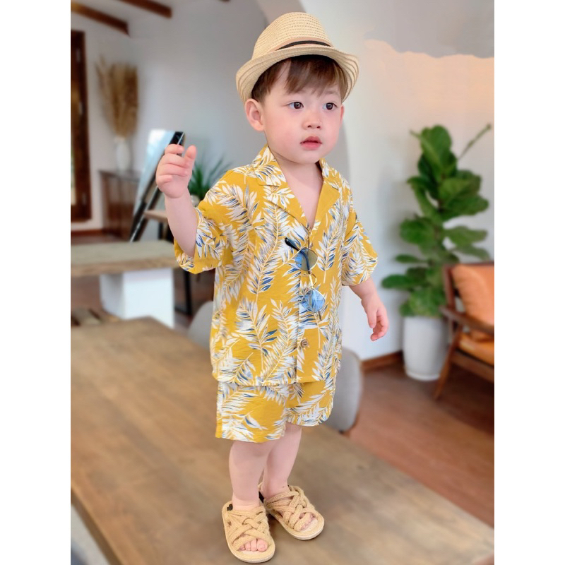 Bộ đồ đi biển bé trai, hoạ tiết hoa lá, chất đũi siêu mát cho bé từ 8-22kg