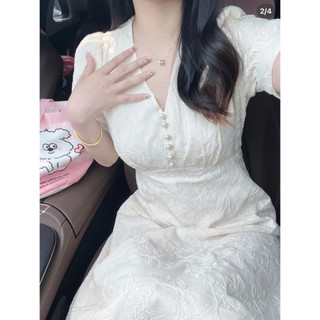 ĐẦM GẤM MIDI CỔ V NÚT NGỌC