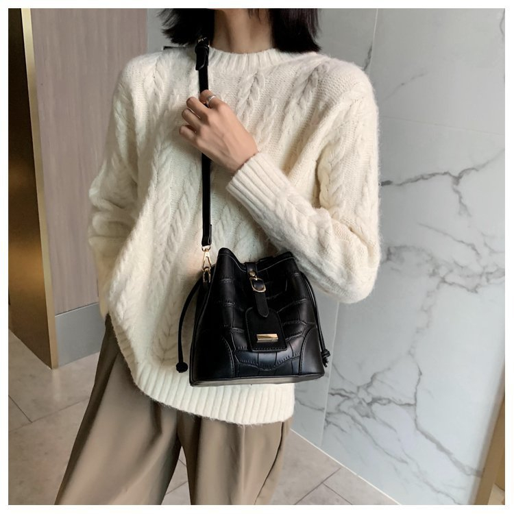 Túi Xách Nữ Công Sở Đeo Chéo Nữ Dây Rút WESTIE STUDIO - A336.TXN