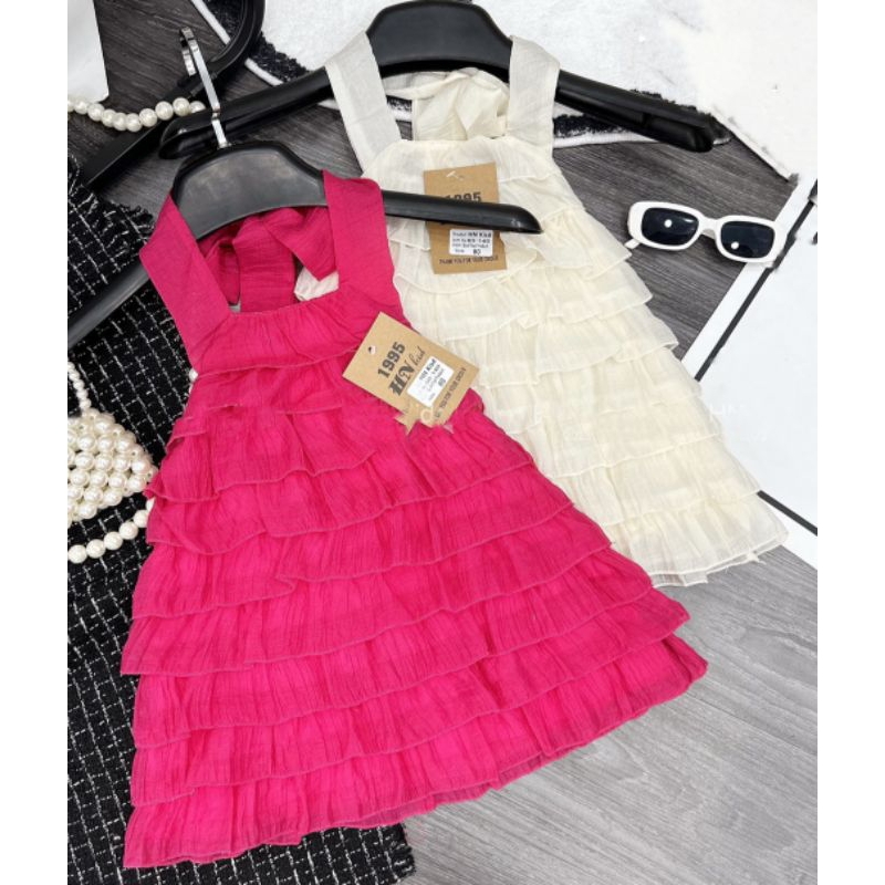 Váy  yếm tầng xinh xắn, dễ thương bé gái