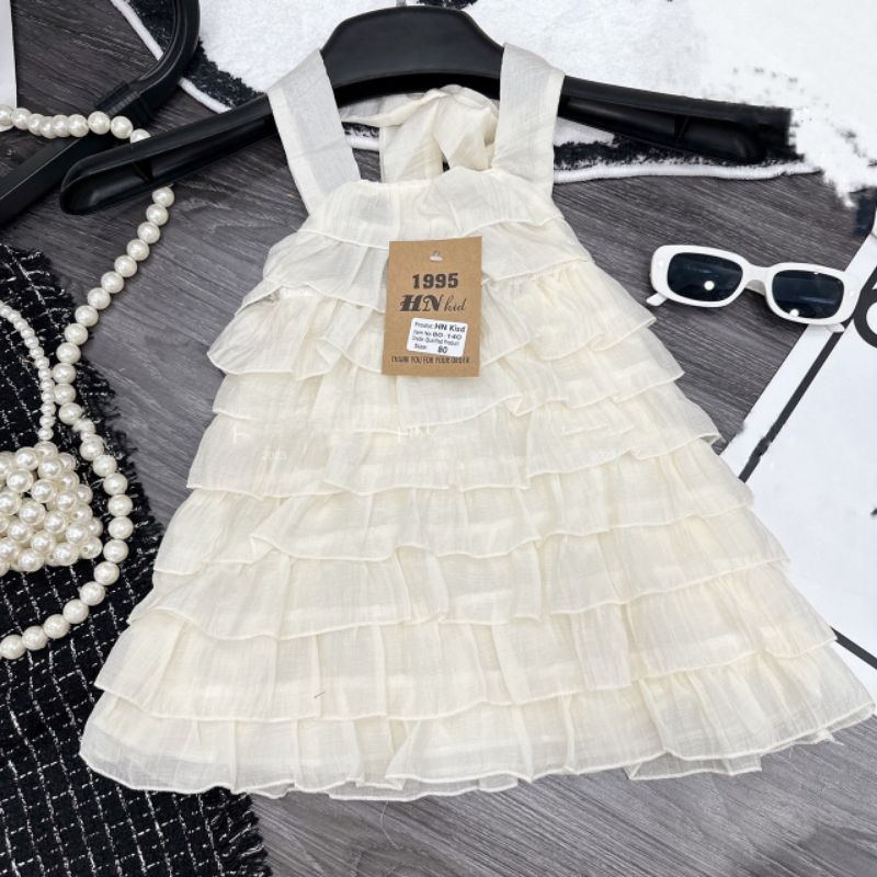 Váy  yếm tầng xinh xắn, dễ thương bé gái