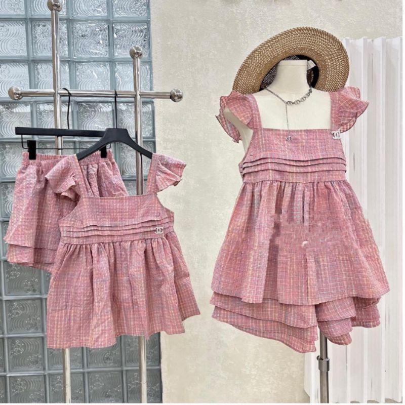 Bộ  kẻ hồng cánh tiên quần tầng 2 lớp xinh xắn bé gái