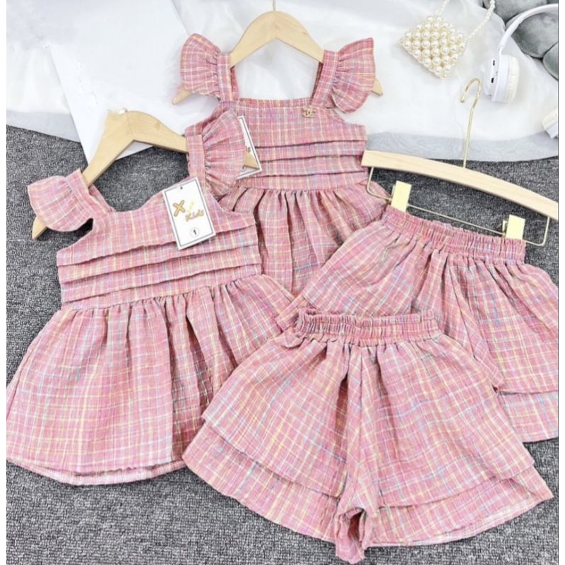Bộ  kẻ hồng cánh tiên quần tầng 2 lớp xinh xắn bé gái