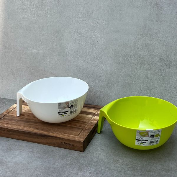 HÀNG NHẬT - Tô trộn thực phẩm có tay cầm 22,5cm Kokubo (màu trắng/Xanh)