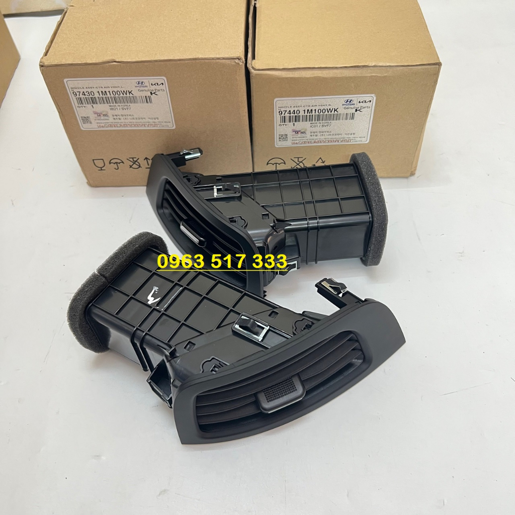 Cửa gió điều hòa giữa Kia Forte