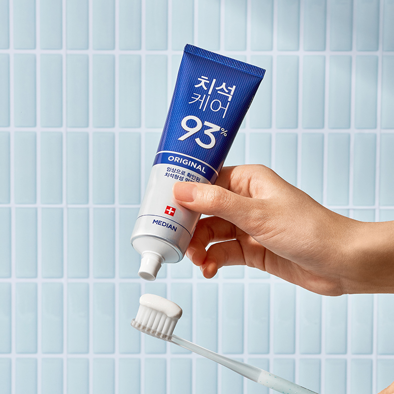 Kem đánh răng MEDIAN 93% giúp trắng răng, ngăn ngừa mảng bám, chống viêm lợi 120g