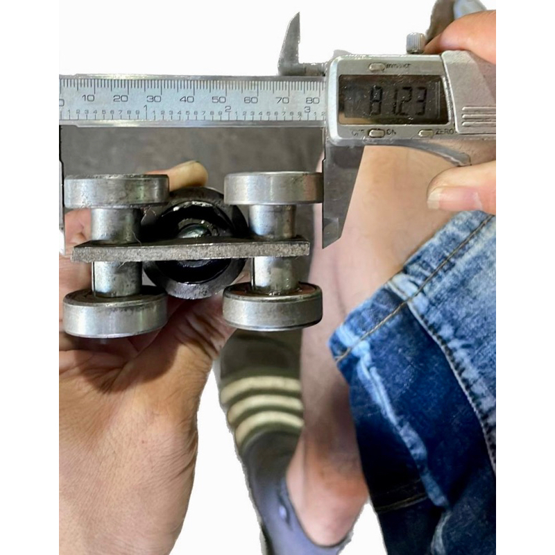 Bi treo cửa xếp 04 bánh