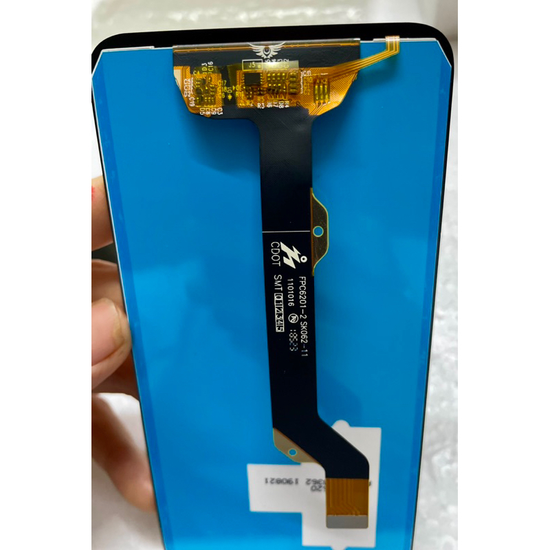 Màn hình full Vsmart Active 1+  kích thước màn hình: 6,18 inches ZIN