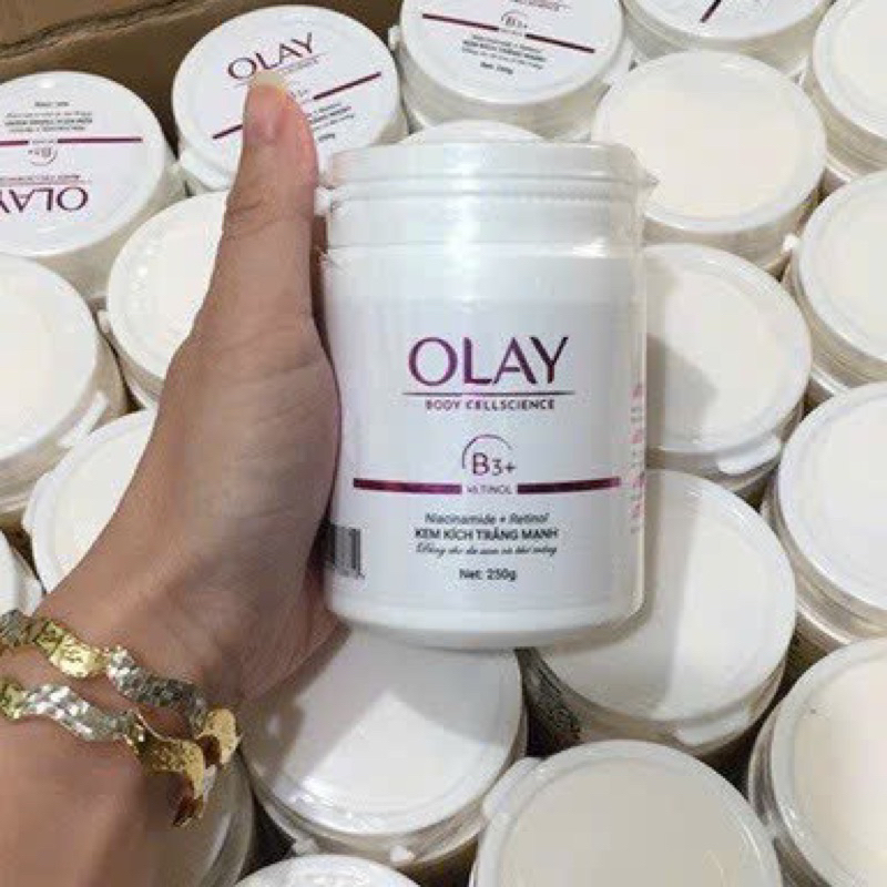 Kem kích trắng mạnh Olay dành cho da ngâm đen chai lì, khó trắng