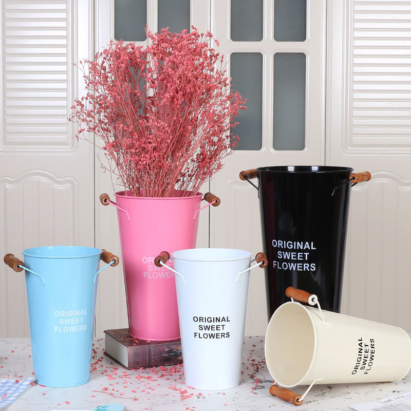 Chậu sắt cắm hoa trang trí bình hoa decor bằng lọ thiếc có tay cầm xô Bắc Âu