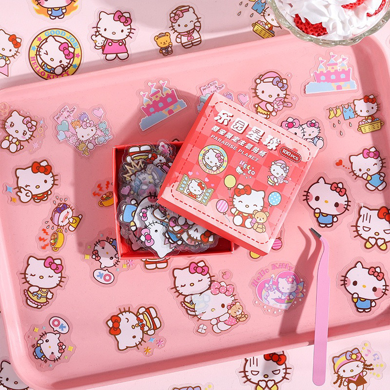 Hộp quà 100 sticker PVC Sanrio dễ thương