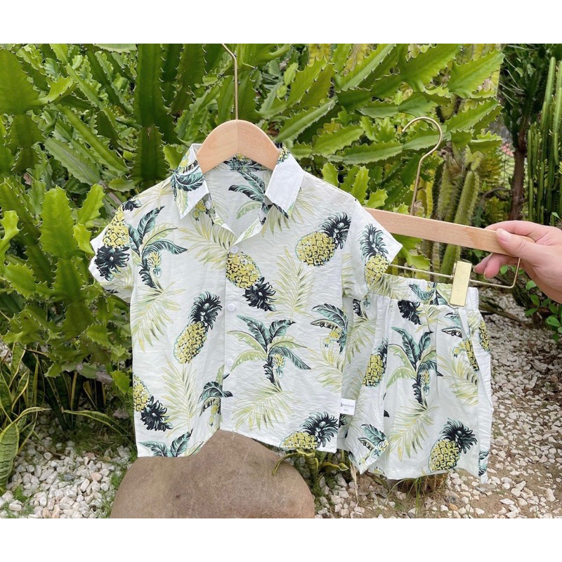 Bộ đồ đi biển bé trai, hoạ tiết hoa lá, chất đũi siêu mát cho bé từ 8-22kg