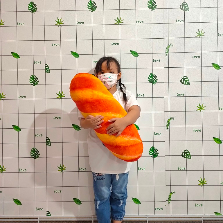 GỐI ÔM BÁNH MÌ SIZE LỚN CHO EM BÉ
