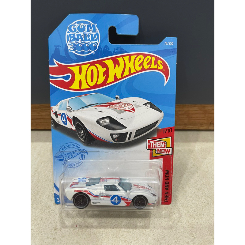 Xe mô hình đồ chơi Hotwheels cơ bản 1:64 - Ford GT-40