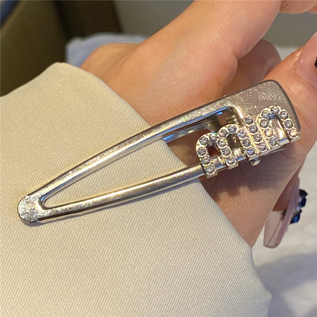 Kẹp tóc cá tính