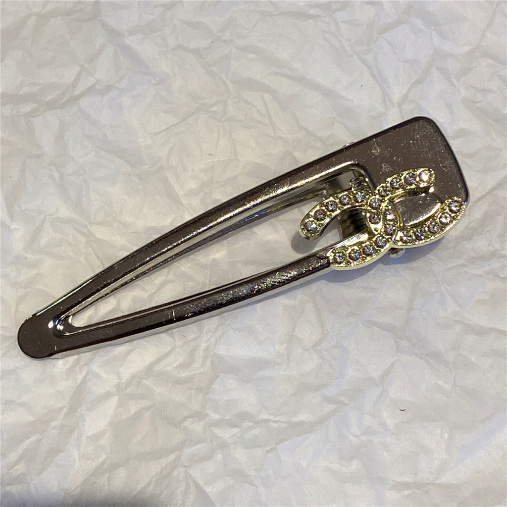 Kẹp tóc cá tính