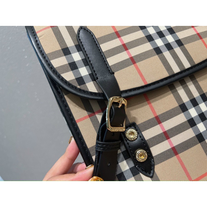 Balo Bur be rì về size 30cm form đứng dây đeo bản to êm vai W488-30