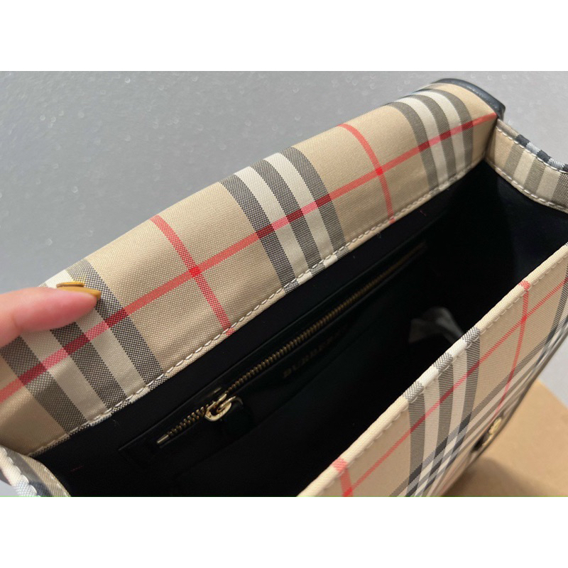 Balo Bur be rì về size 30cm form đứng dây đeo bản to êm vai W488-30