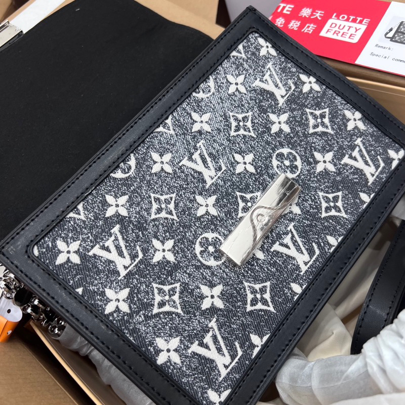 Túi đeo chéo đeo vai LV Dauphine MM denim hịn mịn full2box lót nhung đẹp W266-25