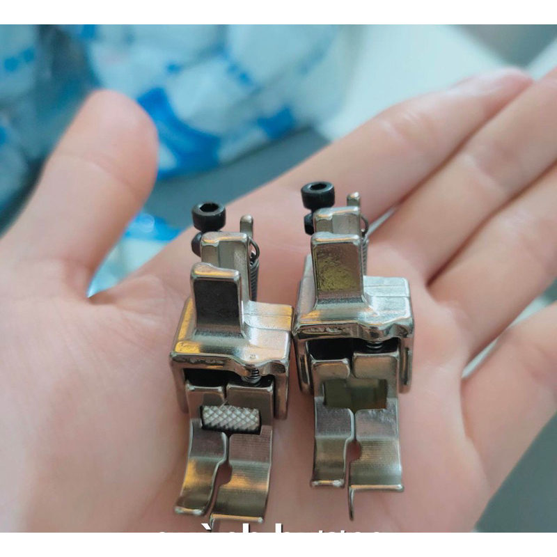 Chân vit tra cổ mí lọt khe Chóng Nhăn sử dụng cho máy may công nghiệp o