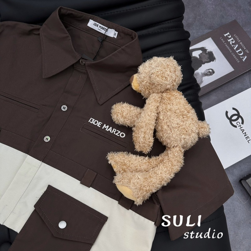 Áo Sơmi 13De Marzo Croptop Nâu Kèm Gấu