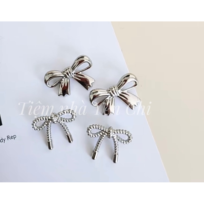 1 Khuy (cúc, nút) KIM LOẠI HÌNH NƠ XINH XẮN cỡ 2.25cm /2.67cm HY902025