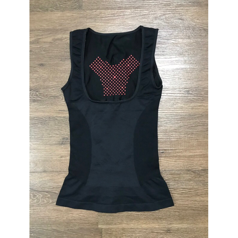 Áo định hình thân trên size M thanh lý