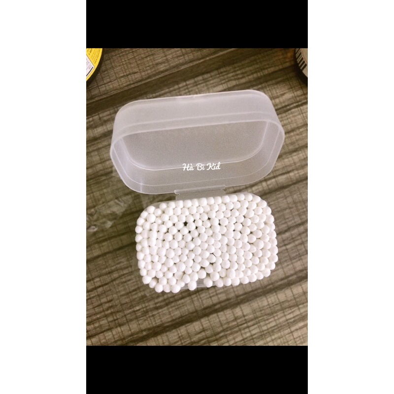 Tăm bông cho bé sơ sinh VCoool, hộp 200 que, bông tự nhiên kháng khuẩn an toàn cho trẻ, sử dụng tiện lợi Habikid