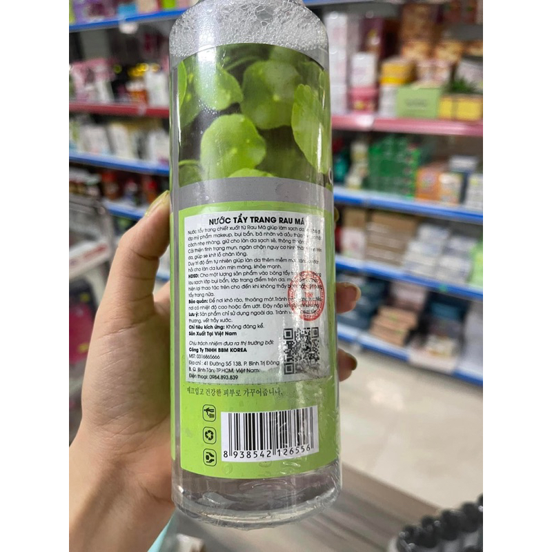 Nước tẩy trang rau má .