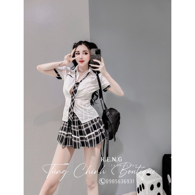 Set đồ học sinh áo sơ mi phối chân váy kẻ kèm cà vạt siêu xinh