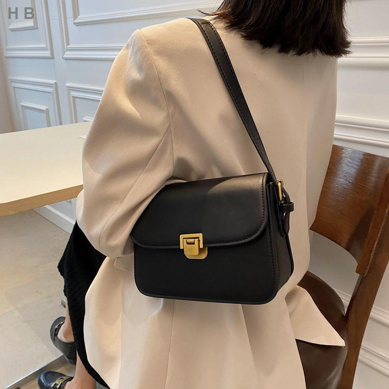 Túi Xách Nữ Trẻ Phong Cách Cổ Điển Retro - Mẫu Túi Siêu Xinh Cân Mọi Outfit Tdc241