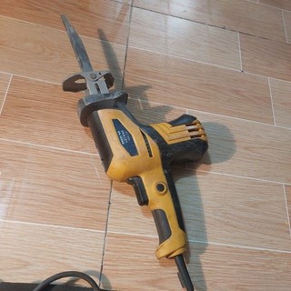 Máy Cưa kiếm 100v