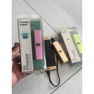 Pin sạc dự phòng qmax 2600 mAh 79k sạc chuẩn 1 lần iphone 2000mah
