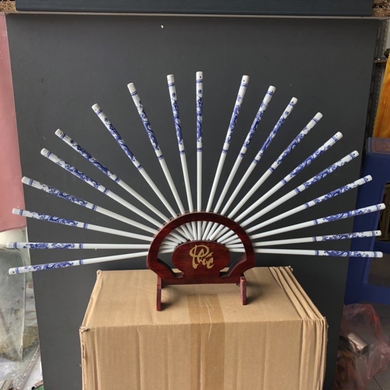 Đũa thờ hình quạt