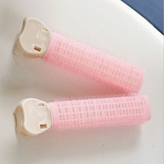 Lô uốn tóc làm phồng chân tóc mái