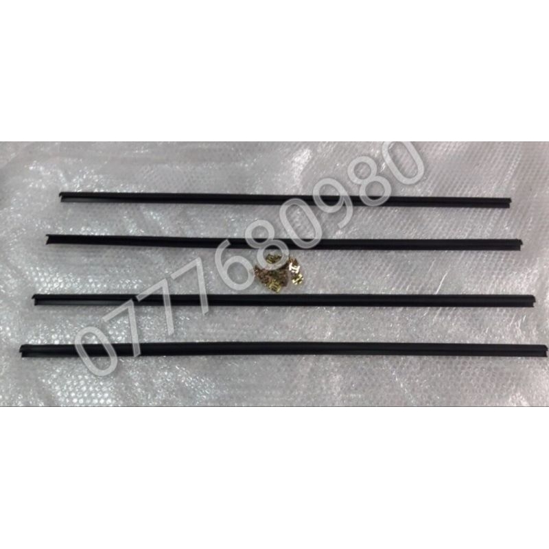 NẸP CHÂN KÍNH TRONG & NGOÀI CẮT/ĐỘ 90CM ( GIÁ 1 CÂY )