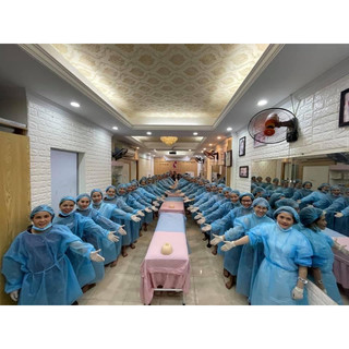 Áo Phẫu Thuật Dùng 1 Lần(Sử Dụng Trong Y Tế ,Spa ,Phun Xăm Thẩm Mỹ)
