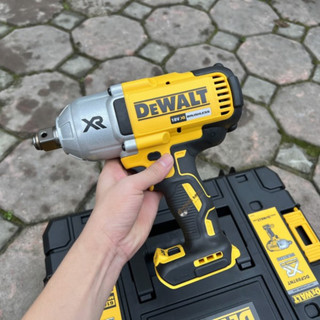  Máy siết bu lông dùng pin Dewalt DCF897  đầu 3 4inch  