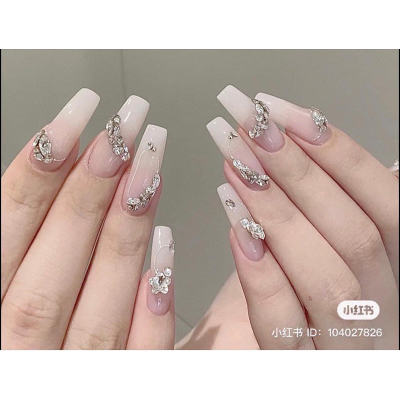 Đá khối chân nhọn chạy viền mix size màu trắng hàng cao cấp - Túi 100v đầy đủ , Dùng trang trí móng , đá bao sáng đẹp