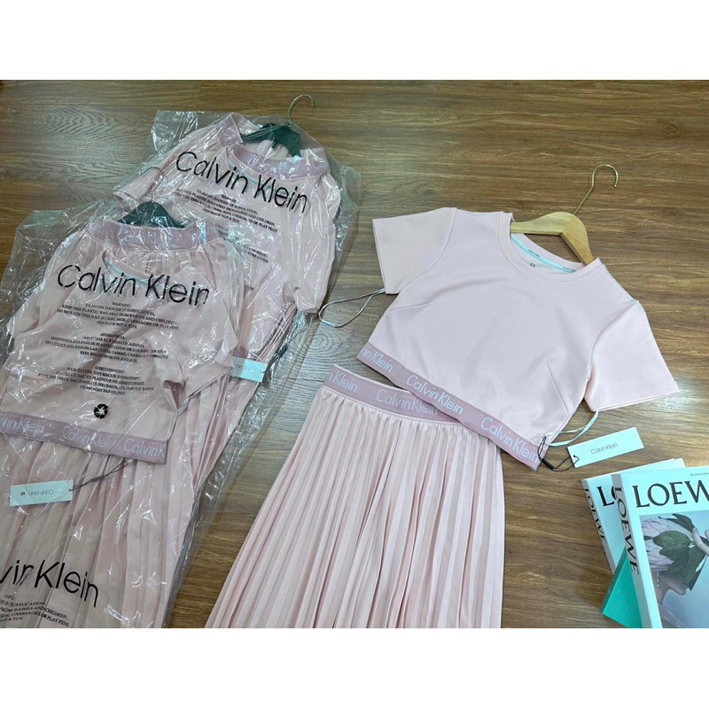 Sét váy CK hàng dư xịn