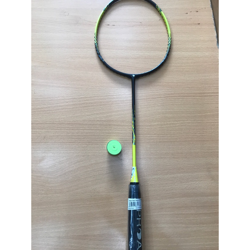 Vợt Proace Focus 200