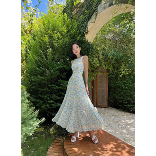COLUS - Đầm hoa dáng xoè cut-out lưng