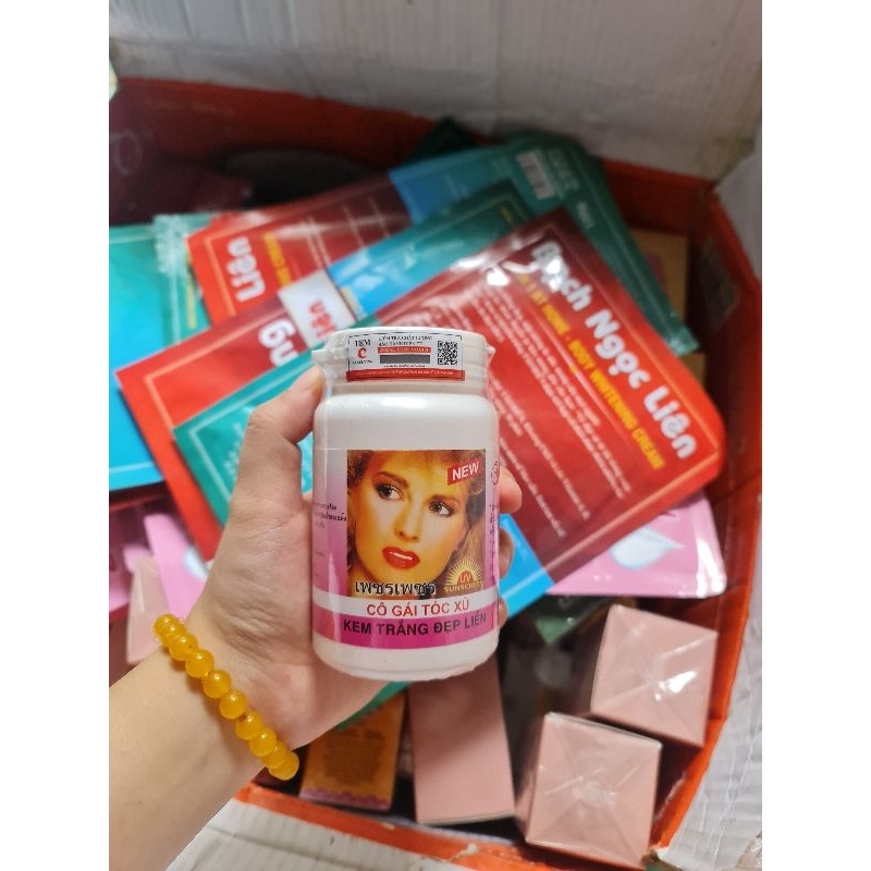 cô gái tóc xù, kem tóc xù 200gr, siêu trắng, kem đẹp