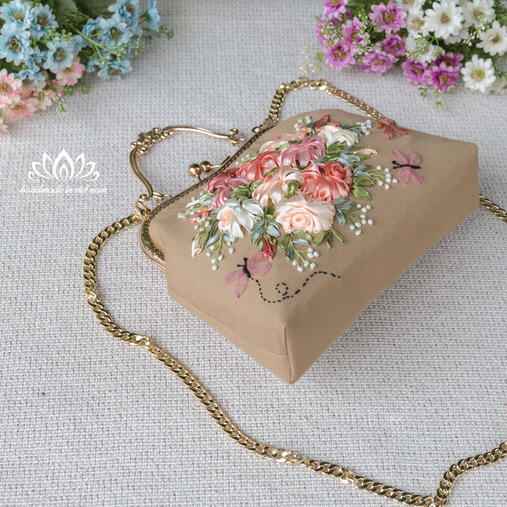 Túi thêu ruy băng, túi thêu tay, túi handmade, xách nữ phong cách vintage, thêu hoa ruy băng độc đáo