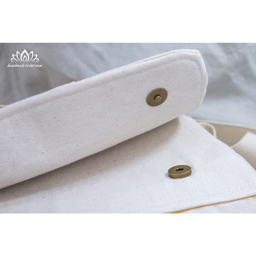 Túi đeo chéo , túi thêu ruy băng, túi thêu tay, túi handmade ,túi đeo vai , messenger đeo chéo nữ thêu hoa ruy băng