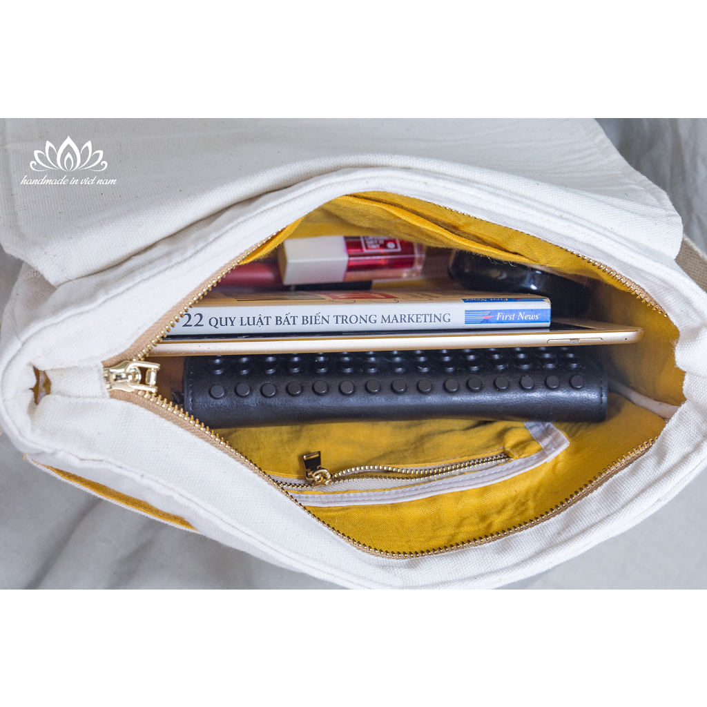 Túi đeo chéo , túi thêu ruy băng, túi thêu tay, túi handmade ,túi đeo vai , messenger đeo chéo nữ thêu hoa ruy băng