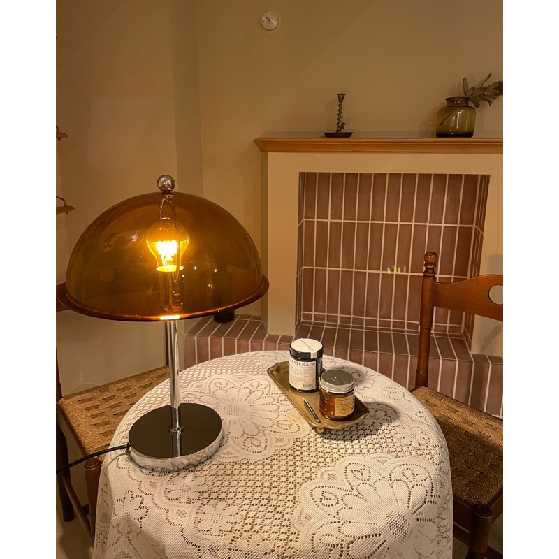 Đèn bàn trong suốt Acrylic