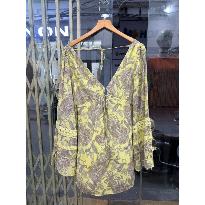 Đầm voan Urban dư xịn