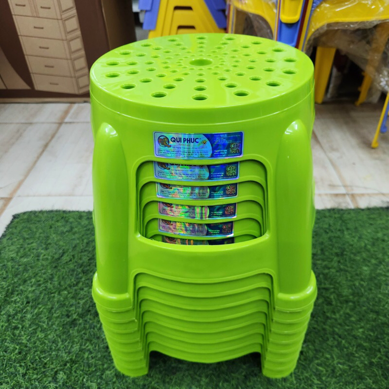 Ghế nhựa lùn tròn