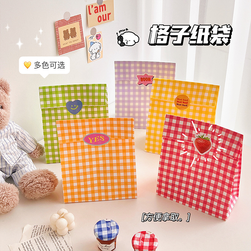 Túi Giấy Mini Đựng Quà Tặng, Vật Nhỏ Cute Hình Caro Màu Pastel Xinh Xắn Cute
